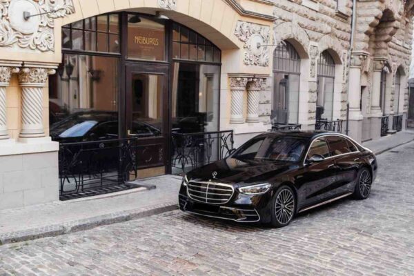 Salzburg, Nuremberg, Innsbruck, Zurich, or the Bavarian Alps Salzburg, Nuremberg, Innsbruck, Zurich, or the Bavarian Alps